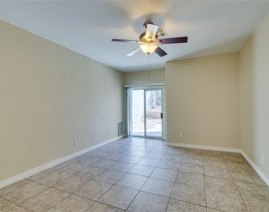 1527 Knudson Court - Photo Thumbnail 3