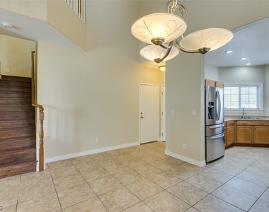 1527 Knudson Court - Photo Thumbnail 9