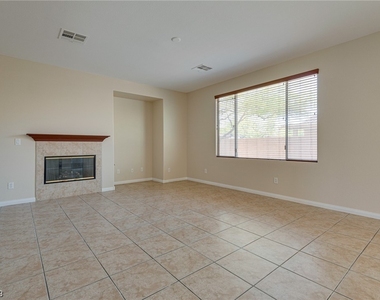 7432 Atacama Avenue - Photo Thumbnail 8