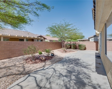 7432 Atacama Avenue - Photo Thumbnail 34