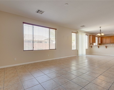 7432 Atacama Avenue - Photo Thumbnail 11