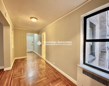 560 West 218th Street - Photo Thumbnail 6