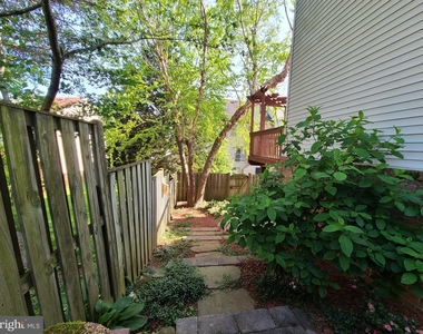 6309 Trevilian Place - Photo Thumbnail 27