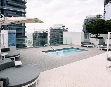 1010 Brickell Ave - Photo Thumbnail 19