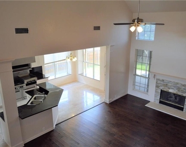 7005 Pensacola Drive - Photo Thumbnail 12