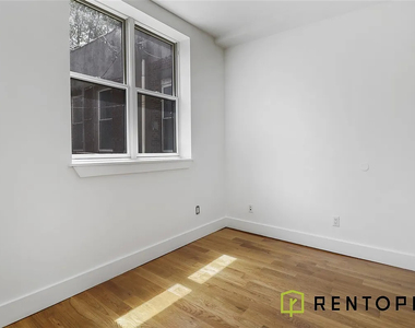 106 Meserole Street - Photo Thumbnail 4