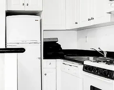 417 West 56th Street - Photo Thumbnail 3