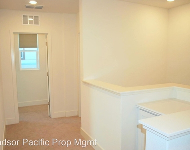 5773 Midnight Place Unit B - Photo Thumbnail 10