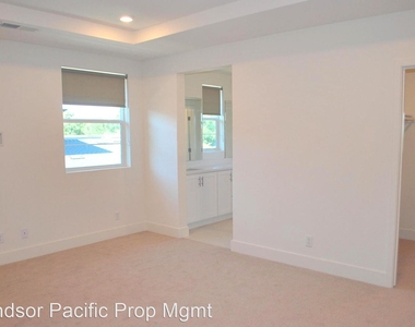 5773 Midnight Place Unit B - Photo Thumbnail 22