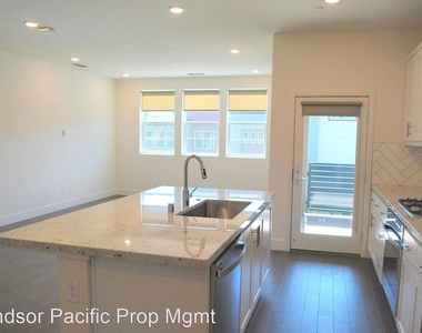 5773 Midnight Place Unit B - Photo Thumbnail 7