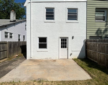 1114 Walnut St - Photo Thumbnail 23