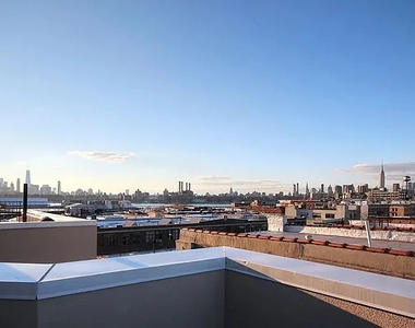 119 Guernsey Street - Photo Thumbnail 10