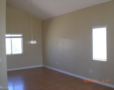 520 Princess Avenue - Photo Thumbnail 5