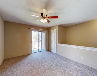 904 University Oaks Boulevard - Photo Thumbnail 14