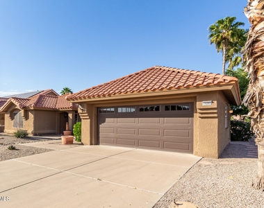 14202 W Desert Glen Drive - Photo Thumbnail 5