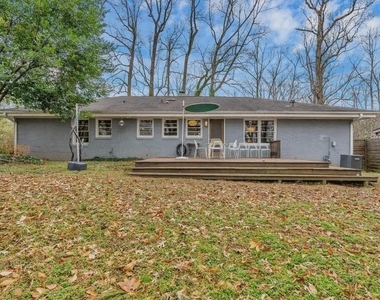 1368 Lavista Road Ne - Photo Thumbnail 16