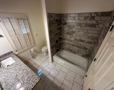 5160 Southlake Drive - Photo Thumbnail 29