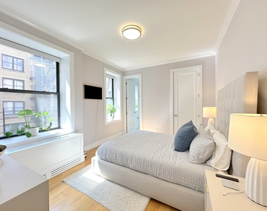 252 West 76 Street - Photo Thumbnail 8