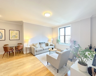 252 West 76 Street - Photo Thumbnail 2