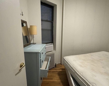 515 West 46th Street - Photo Thumbnail 7