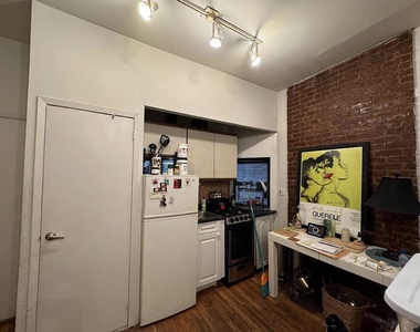 515 West 46th Street - Photo Thumbnail 3