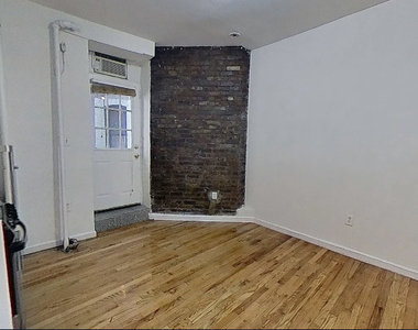 163 Mulberry Street - Photo Thumbnail 4