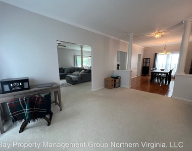 604 Nathan Pl. Ne - Photo Thumbnail 15