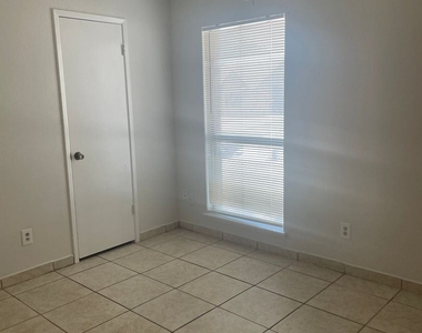 3732 Horizon Place - Photo Thumbnail 8