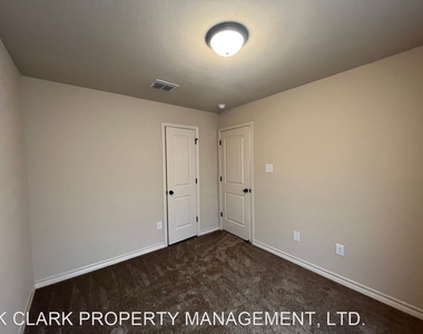 6954 Lakeview Dr #102 - Photo Thumbnail 21