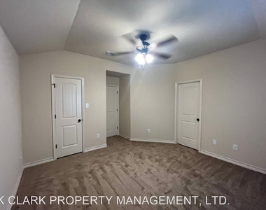 6954 Lakeview Dr #102 - Photo Thumbnail 14