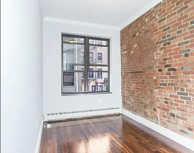 115 Mulberry Street - Photo Thumbnail 3