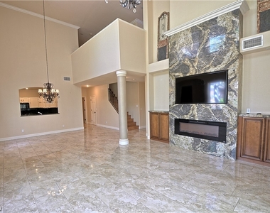 9425 San Laguna Court - Photo Thumbnail 6