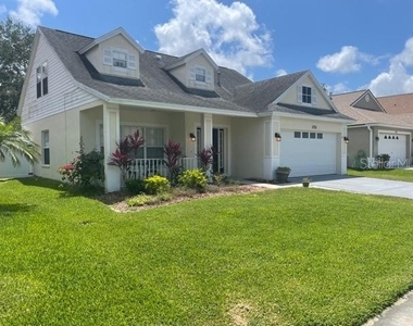 1725 Harbor Oaks Drive - Photo Thumbnail 0