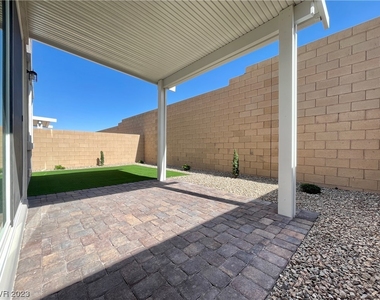 10607 Enridge Avenue - Photo Thumbnail 32