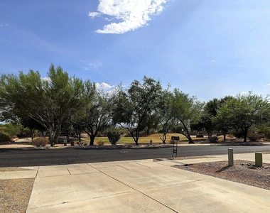 5426 W Dove Mountain Park Road - Photo Thumbnail 44