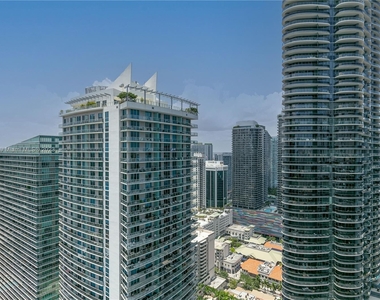 1080 Brickell Ave - Photo Thumbnail 32