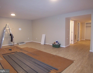 6005 Queenston St - Photo Thumbnail 20