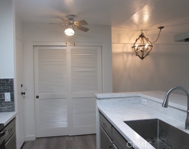 11410 Dolan Avenue - Photo Thumbnail 5