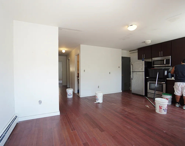 1022 Broadway - Photo Thumbnail 6