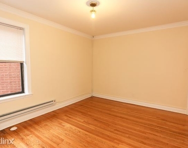 3937 N. Janssen, Unit E-5 - Photo Thumbnail 11