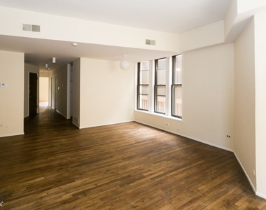 2904 N. Broadway, Unit C30 - Photo Thumbnail 9