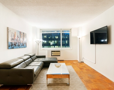 230 West West 55th Street - Photo Thumbnail 0