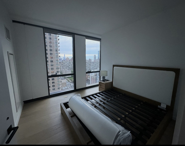 626 1st Avenue - Photo Thumbnail 2