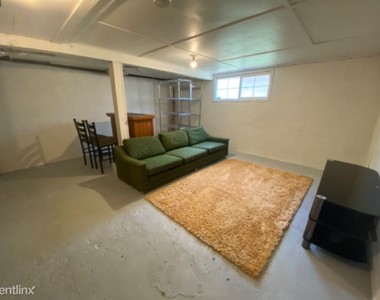 3705 Se Yamhill St - Photo Thumbnail 23