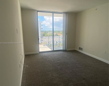 140 S Dixie Hwy Apt 802 - Photo Thumbnail 1