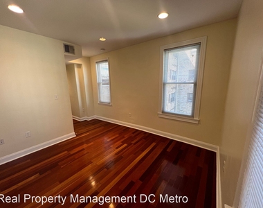 1423 Girard St, Nw - Photo Thumbnail 3