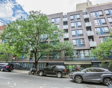 454 W 54th St - Photo Thumbnail 15