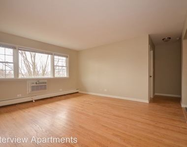 25-27 N. Maple Court - Photo Thumbnail 3