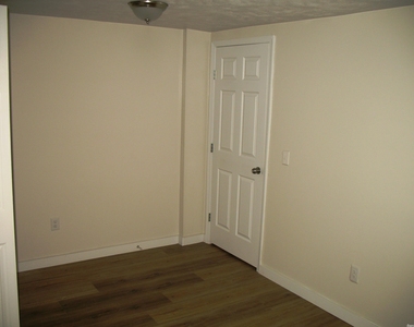 25 Huron Drive - Photo Thumbnail 11