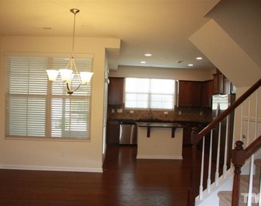 9310 Lennox Laurel Circle - Photo Thumbnail 5